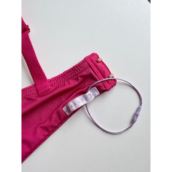 NWOT SAVAGE x FENTY Not Sorry Goji Berry Half Cup Plunge Lace Bra, Size 34DD - Picture 13 of 16